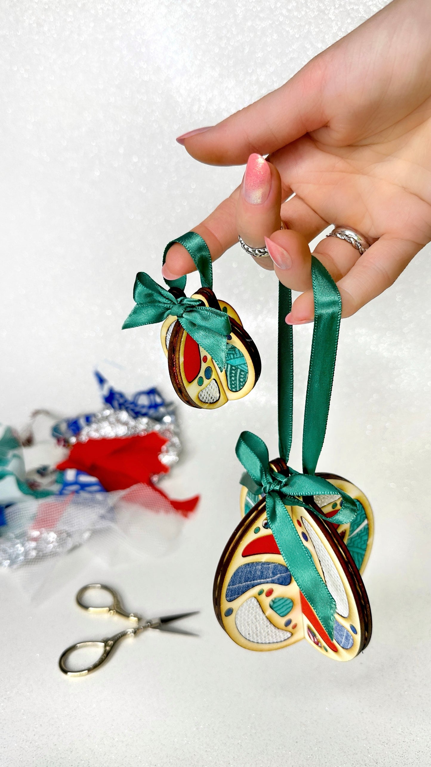 Circle Christmas Ornament